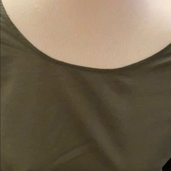 XL CUPID Top Olive Green w/ Embroidery Nice - Picture 3 of 5